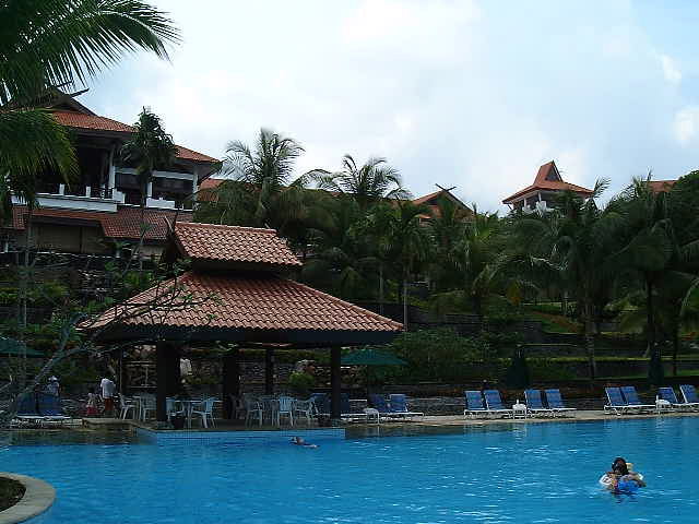 個人旅行、海外ホテル、オンライン予約、ビーチリゾート、ビンタン、家族旅行、夏休み