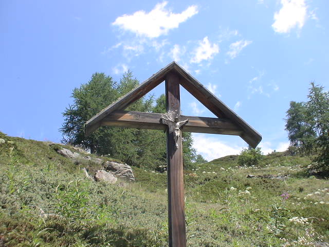 �\���ˁA�ċx�݁A�Ƒ����s�A�X�C�X�A�p���A�X�g���X�u�[���A�R���}�[���A�A���U�X�A�c�F���}�b�g�A�A���v�X�A�n�C�L���O�A�����^�J�[�A���[���b�p"�A�S���i�[�O���[�g�A�X�l�K�A�N���C���E�}�b�^�[�z�����A�}�b�^�[�z����