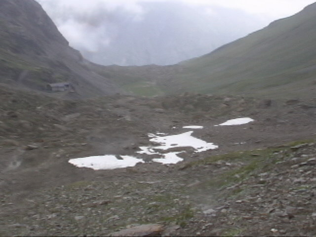 �n�C�L���O�R�[�X�A�ċx�݁A�Ƒ����s�A�X�C�X�A�p���A�X�g���X�u�[���A�R���}�[���A�A���U�X�A�c�F���}�b�g�A�A���v�X�A�n�C�L���O�A�����^�J�[�A���[���b�p"�A�S���i�[�O���[�g�A�X�l�K�A�N���C���E�}�b�^�[�z�����A�}�b�^�[�z����