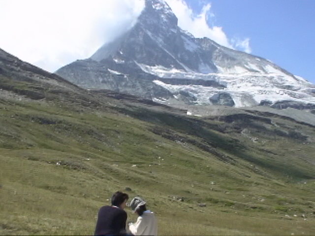 �ċx�݁A�Ƒ����s�A�X�C�X�A�p���A�X�g���X�u�[���A�R���}�[���A�A���U�X�A�c�F���}�b�g�A�A���v�X�A�n�C�L���O�A�����^�J�[�A���[���b�p"�A�S���i�[�O���[�g�A�X�l�K�A�N���C���E�}�b�^�[�z�����A�}�b�^�[�z����